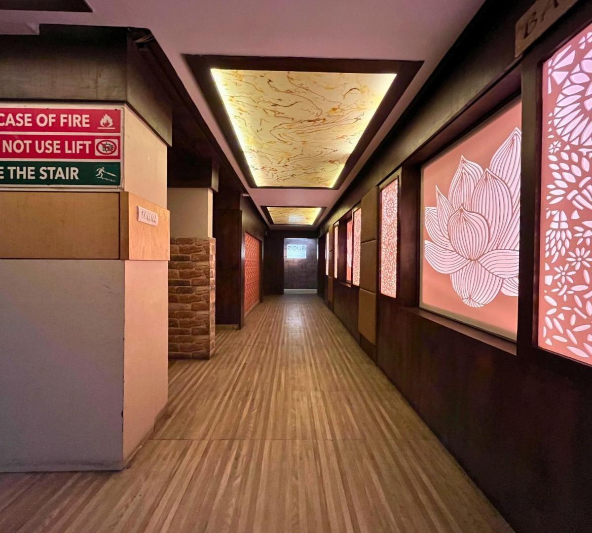 Hotel Runway Inn Pura Raghunāth Εξωτερικό φωτογραφία