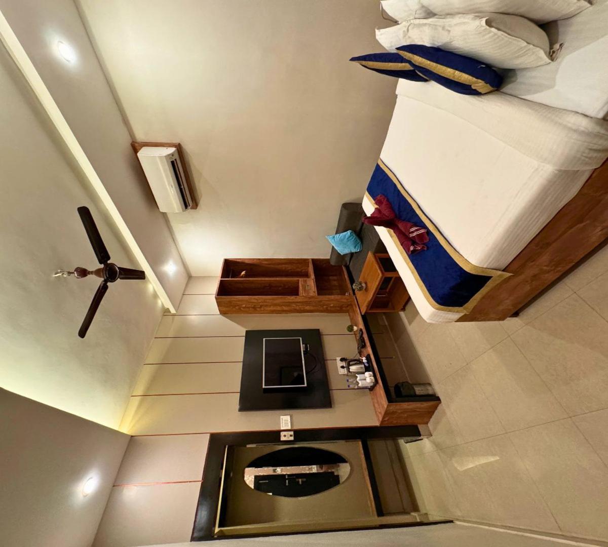 Hotel Runway Inn Pura Raghunāth Εξωτερικό φωτογραφία