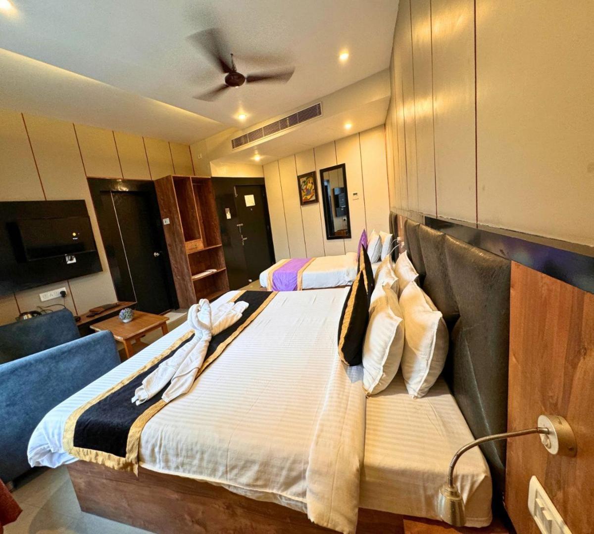 Hotel Runway Inn Pura Raghunāth Εξωτερικό φωτογραφία