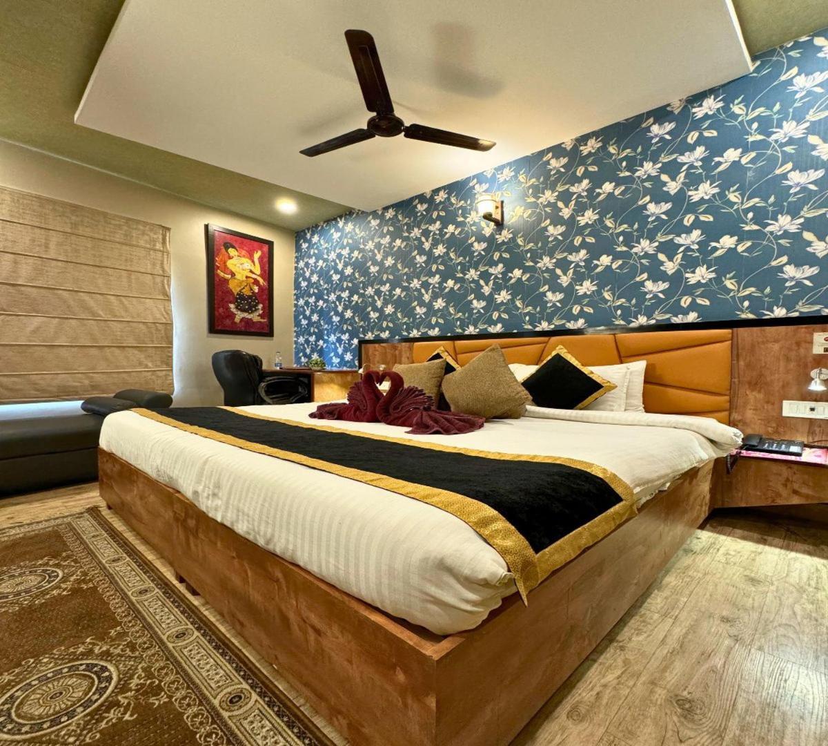 Hotel Runway Inn Pura Raghunāth Εξωτερικό φωτογραφία