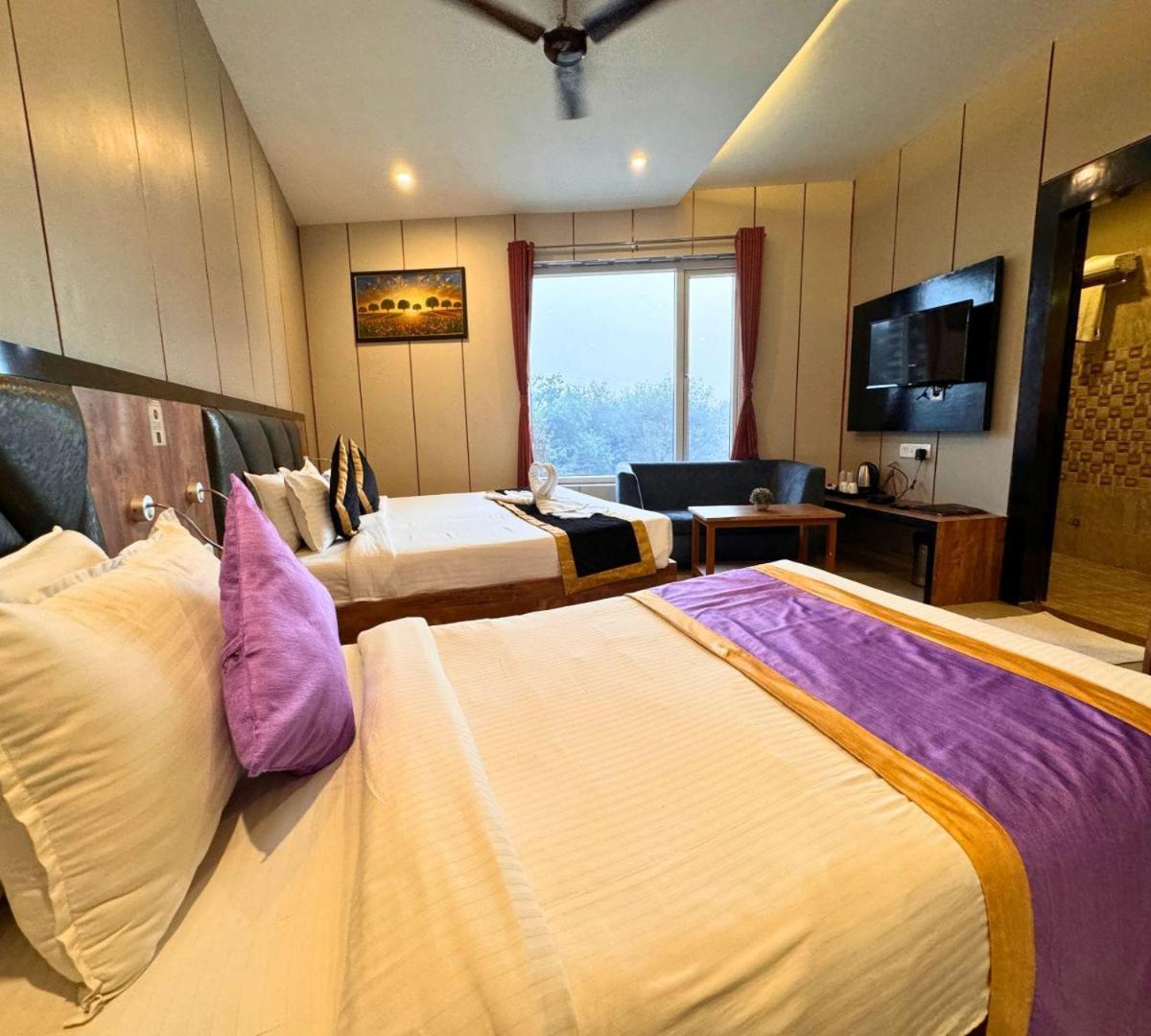 Hotel Runway Inn Pura Raghunāth Εξωτερικό φωτογραφία